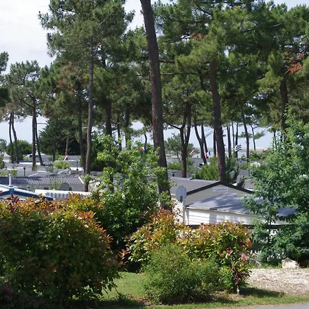 Mobile In A Quiet Location - Ba038 - 3 Bedrooms Siblu Bonne Anse La Palmyre Les Mathes